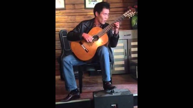 Guitarist Quang Vinh voi Six Strings - Hoi quan Guitar